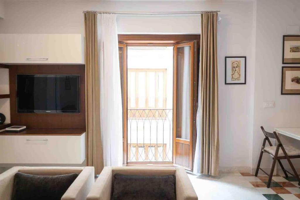 Apartamento Nuevo Junto A La Catedral De Sevilla Esterno foto